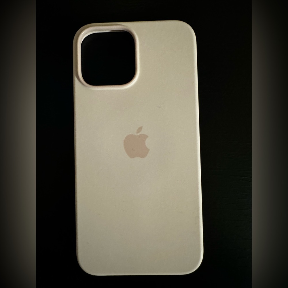 iphone 15 pro max -original apple phone case in the color pink chalk